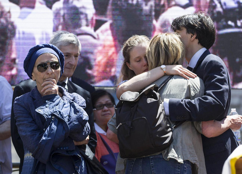 Roma saluta Marco Pannella: “A subito”. Emma Bonino, “omaggi ipocriti” Roma saluta Marco Pannella: “A subito”. Emma Bonino, “omaggi ipocriti”