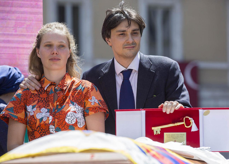 Roma saluta Marco Pannella: “A subito”. Emma Bonino, “omaggi ipocriti” Roma saluta Marco Pannella: “A subito”. Emma Bonino, “omaggi ipocriti”