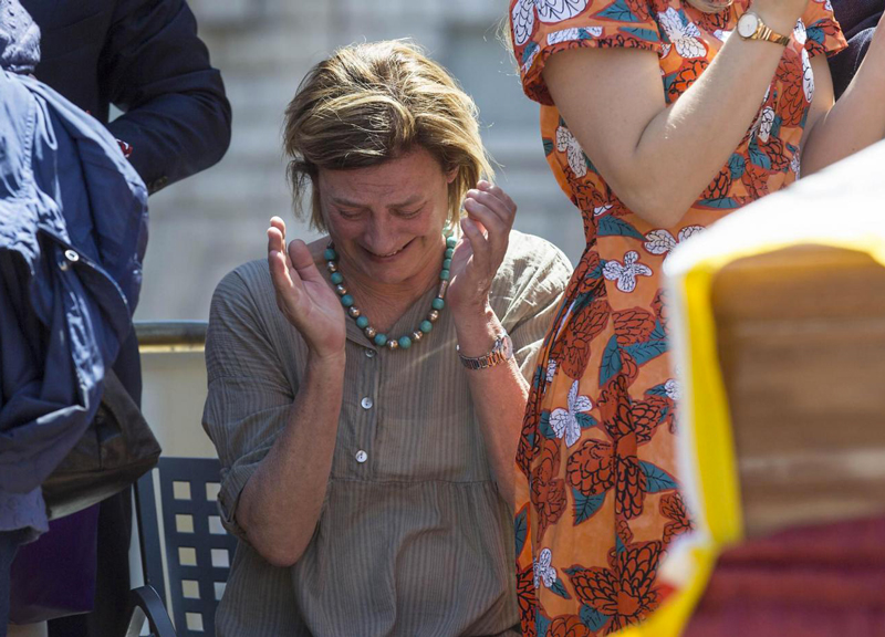 Roma saluta Marco Pannella: “A subito”. Emma Bonino, “omaggi ipocriti” Roma saluta Marco Pannella: “A subito”. Emma Bonino, “omaggi ipocriti”