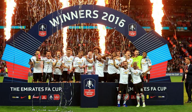 Manchester, Van Gaal vince la Coppa. Mou, annuncio prossima settima Manchester, Van Gaal vince la Coppa. Mou, annuncio prossima settima