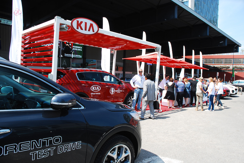 Kia Road To Paris, parte una nuova avventura ad Euro2016 Kia Road To Paris, parte una nuova avventura ad Euro2016