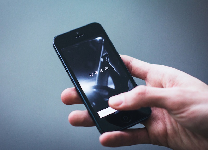 Accordo Uber-Toyota: si allarga il risiko tra automotive e tech Accordo Uber-Toyota: si allarga il risiko tra automotive e tech