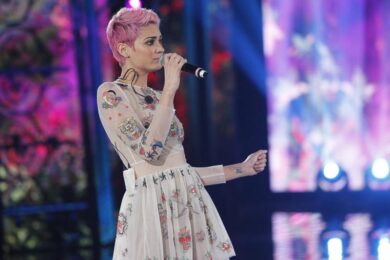 Amici 2016, vince  Sergio Sylvestre. E Canale 5 doppia Rai 1