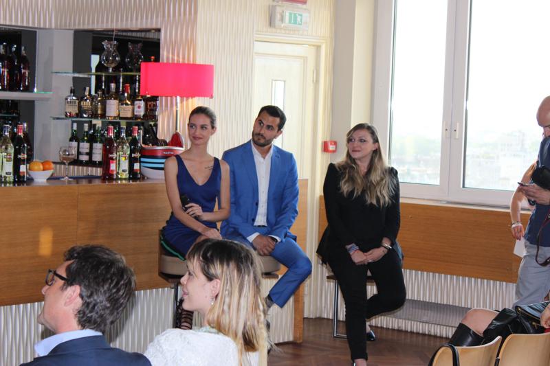 Aperitivo glam alla Terrazza Martini. The Milan Show Biz. LE FOTO Aperitivo glam alla Terrazza Martini. The Milan Show Biz. LE FOTO