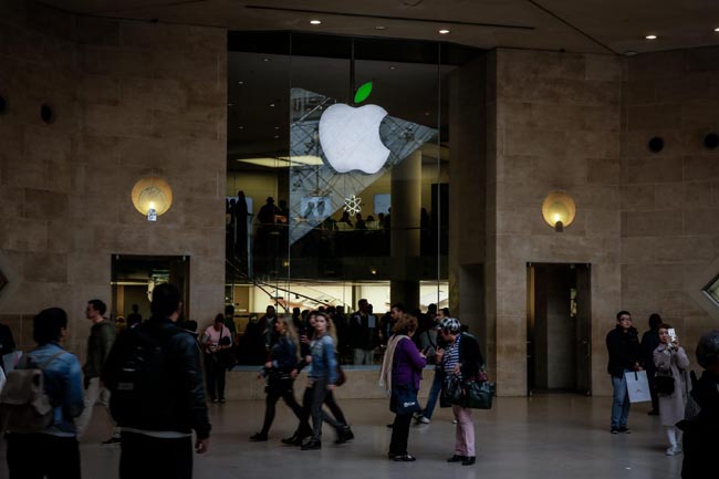 Apple vuole Time Warner per distruggere Netflix Apple vuole Time Warner per distruggere Netflix