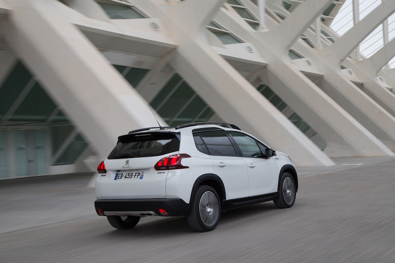 Nuovo Peugeot 2008, la seduzione e la forza di un SUV Nuovo Peugeot 2008, la seduzione e la forza di un SUV