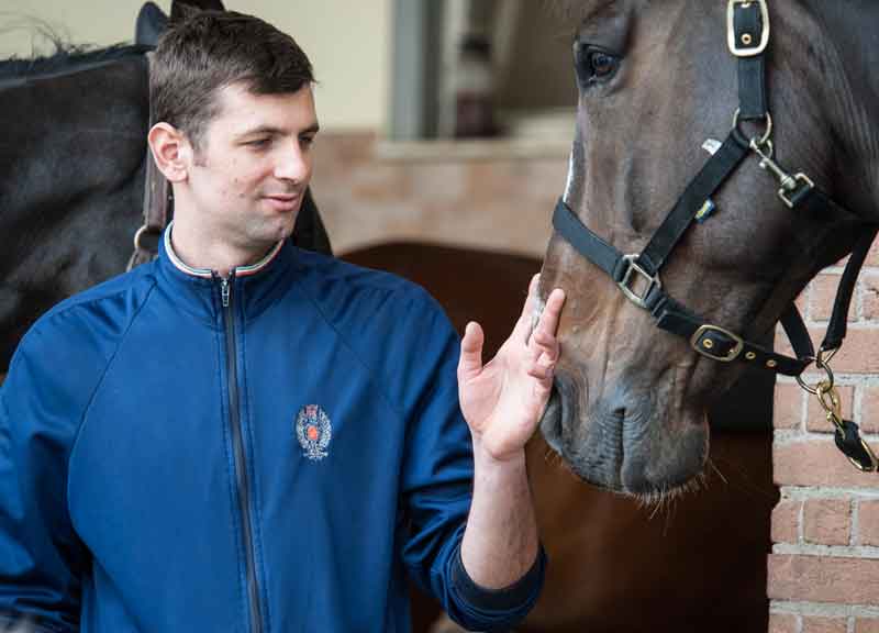 Lo Stato Maggiore racconta i corazzieri. LE IMMAGINI ESCLUSIVE