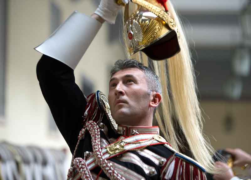 Lo Stato Maggiore racconta i corazzieri. LE IMMAGINI ESCLUSIVE