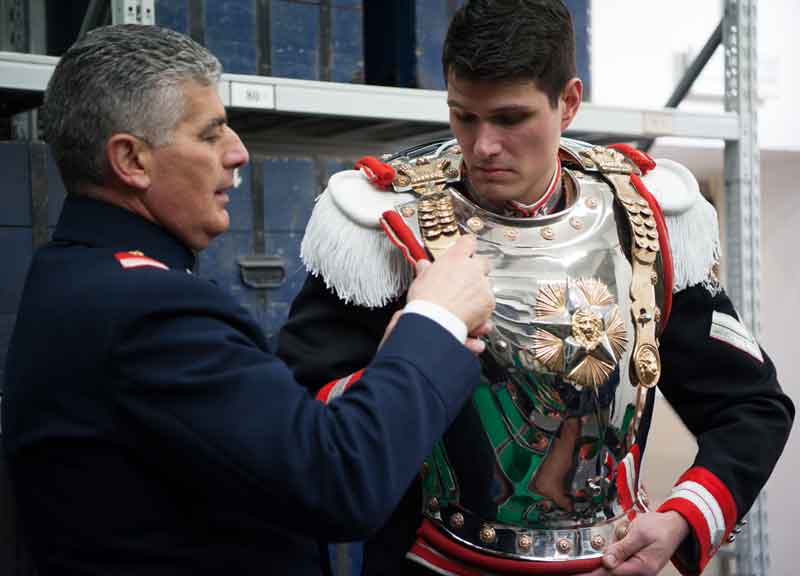 Lo Stato Maggiore racconta i corazzieri. LE IMMAGINI ESCLUSIVE