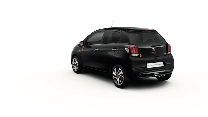 Peugeot 108 debutta la serie speciale Roland Garros Top! Peugeot 108 debutta la serie speciale Roland Garros Top!