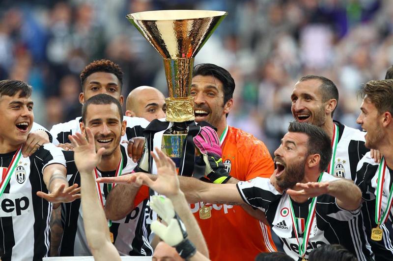 Milan, Inter e Napoli: ecco cosa devono fare per raggiungere la Juve