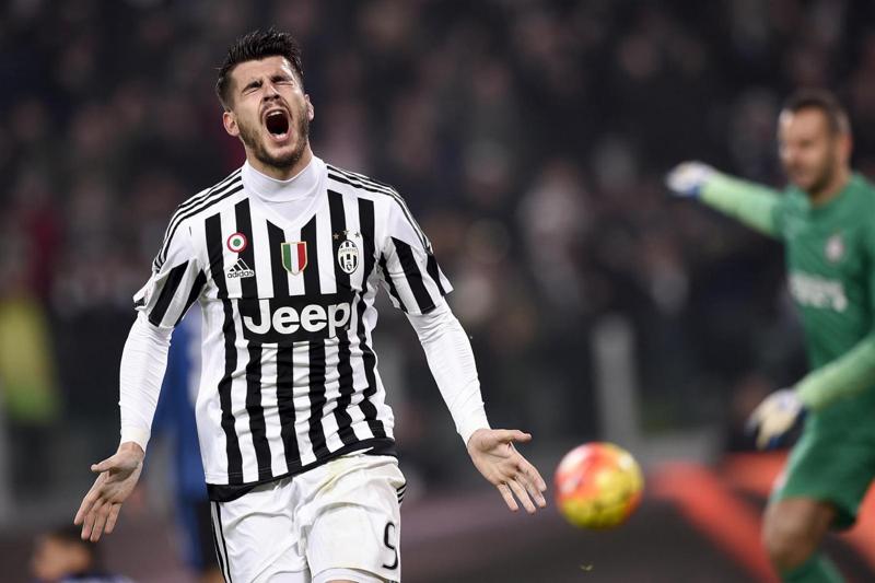 Mourinho sfida Antonio Conte per lo juventino Morata al Manchester Mourinho sfida Antonio Conte per lo juventino Morata al Manchester