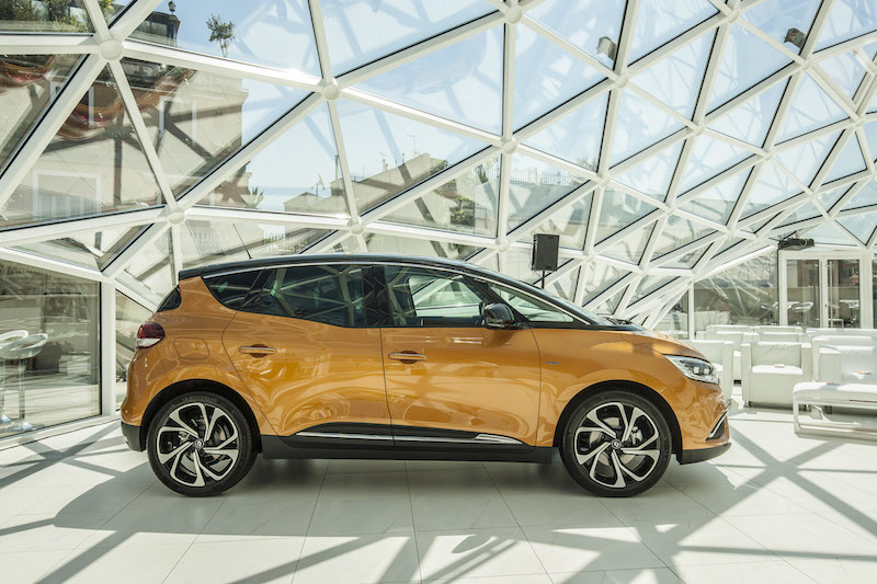 Renault Scenic: come reinventare il concetto di monovolume