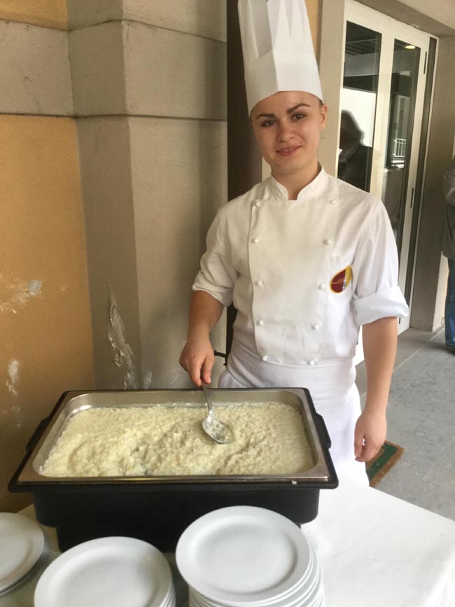 A Cornaredo nasce il nuovo modello di scuola alberghiera A Cornaredo nasce il nuovo modello di scuola alberghiera