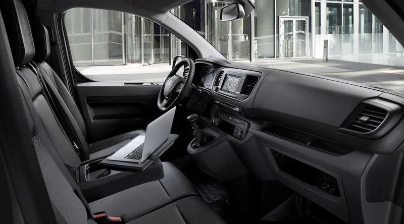 Nuovo PEUGEOT Expert, scende in campo per conquistare nuovi clienti Nuovo PEUGEOT Expert, scende in campo per conquistare nuovi clienti