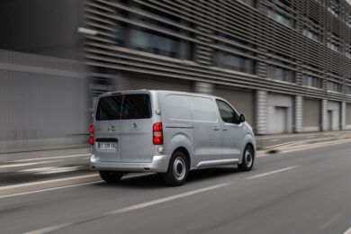 Nuovo PEUGEOT Expert, scende in campo per conquistare nuovi clienti