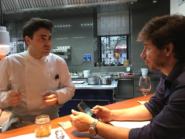 Calcio, vino e buon cibo a tavola con Demetrio Albertini Calcio, vino e buon cibo a tavola con Demetrio Albertini