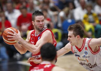 Olimpia Milano e Giorgio Armani in trionfo: è il 27° scudetto