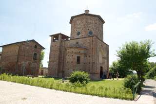 Restauro dell’oratorio bramantesco di San Biagio di Rossate. Le foto Restauro dell’oratorio bramantesco di San Biagio di Rossate. Le foto