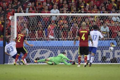 Italia-Belgio record oltre 18 mln spettatori 15,5 su Rai1 e 2,7 su Sky