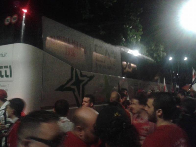 Olimpia Milano, scudetto: la festa nella notte al PalaLido. Le foto Olimpia Milano, scudetto: la festa nella notte al PalaLido. Le foto