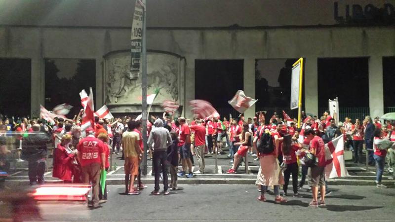 Olimpia Milano, scudetto: la festa nella notte al PalaLido. Le foto Olimpia Milano, scudetto: la festa nella notte al PalaLido. Le foto