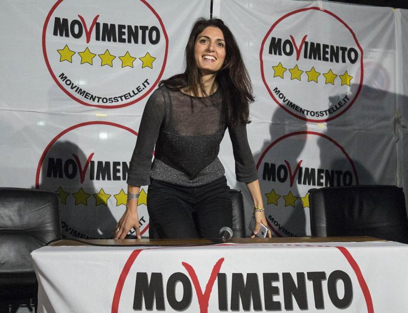 Raggi-Giachetti: Caltagirone dichiara guerra al Movimento 5Stelle Raggi-Giachetti: Caltagirone dichiara guerra al Movimento 5Stelle