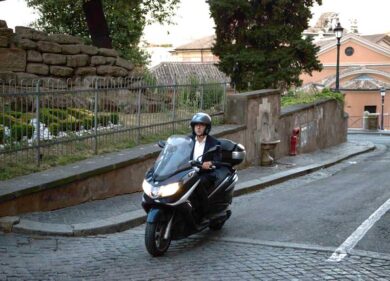 Duello Raggi-Giachetti: è lo scontro tra due mondi ortogonali