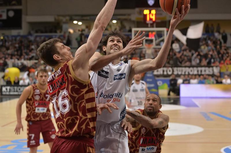 Olimpia Milano, ufficiale: arriva Davide Pascolo Olimpia Milano, ufficiale: arriva Davide Pascolo