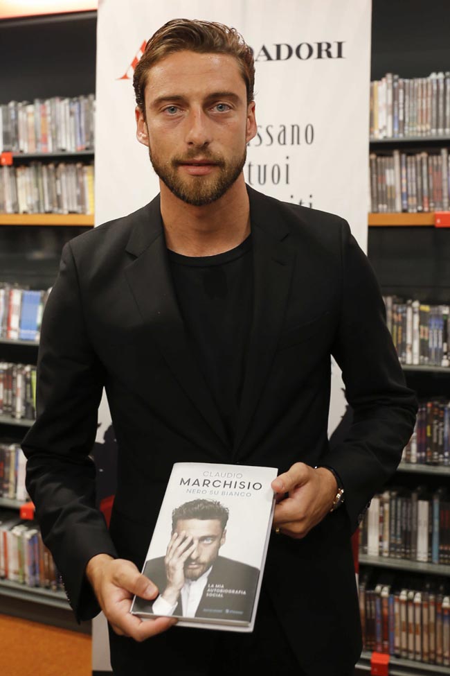 Claudio Marchisio, in libreria la sua autobiografia social Claudio Marchisio, in libreria la sua autobiografia social
