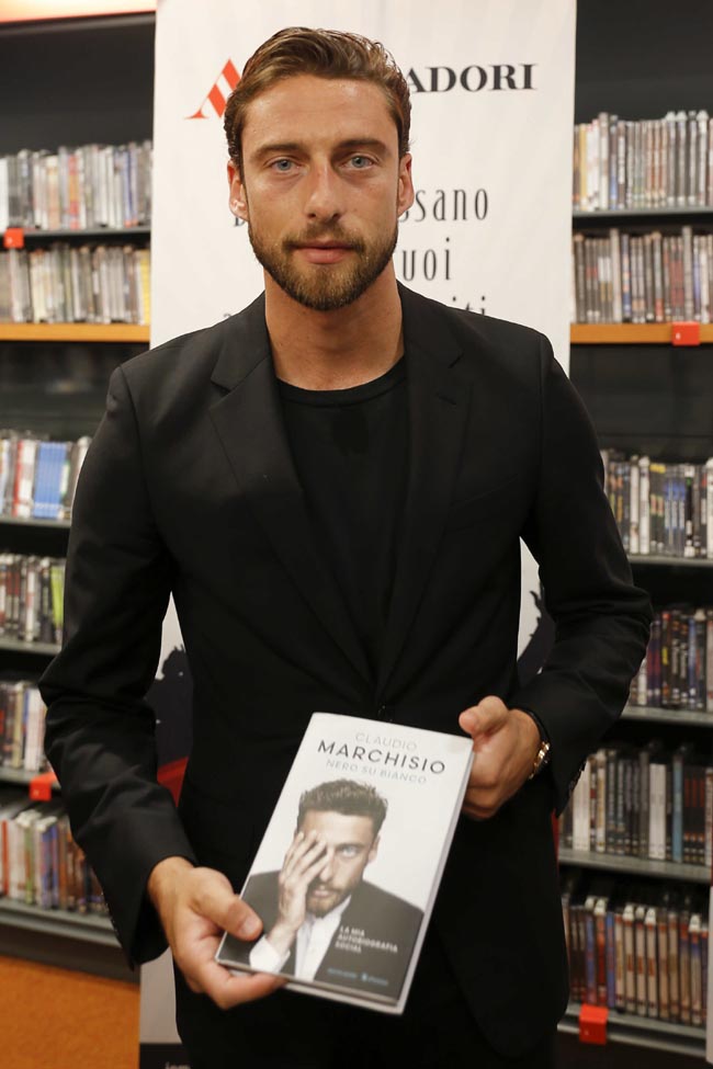 Claudio Marchisio, in libreria la sua autobiografia social Claudio Marchisio, in libreria la sua autobiografia social