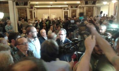 Parisi ha vinto: sarà leader nazionale. Resa di conti nel centrodestra