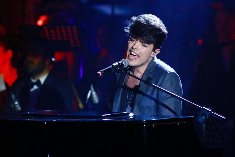 MTV Awards: The Kolors sputano e non ritirano premio MTV Awards: The Kolors sputano e non ritirano premio