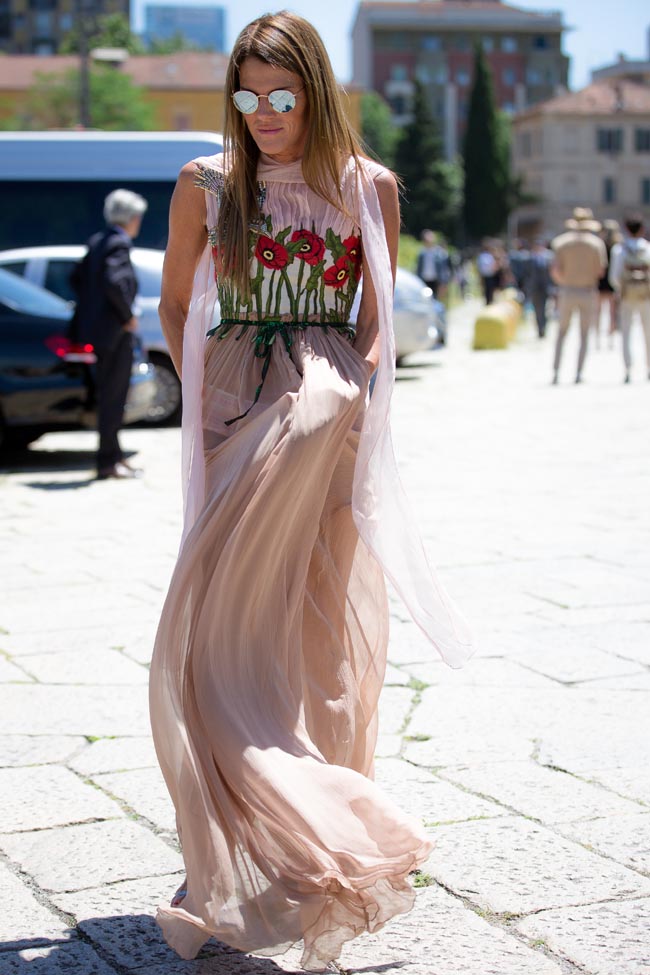 Anna Dello Russo colpisce tutti: intimo a vista by Gucci. Foto Anna Dello Russo colpisce tutti: intimo a vista by Gucci. Foto