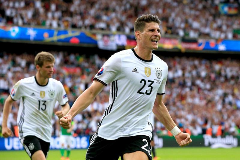 Euro 2016, Germania e Polonia agli ottavi. L’Irlanda del Nord spera Euro 2016, Germania e Polonia agli ottavi. L’Irlanda del Nord spera