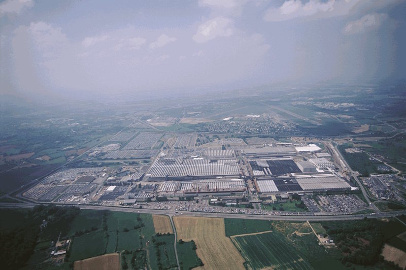 PSA investe 100 milioni di euro nello stabilimento PSA di Rennes PSA investe 100 milioni di euro nello stabilimento PSA di Rennes