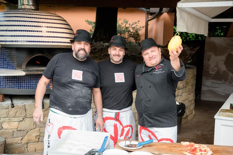 Da Vittorio a Brusaporto : “Gli Artisti dello Street Food”. Da Vittorio a Brusaporto : “Gli Artisti dello Street Food”.