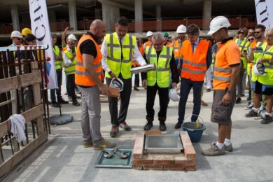 CityLife, posa della prima pietra della Torre Libeskind. Foto