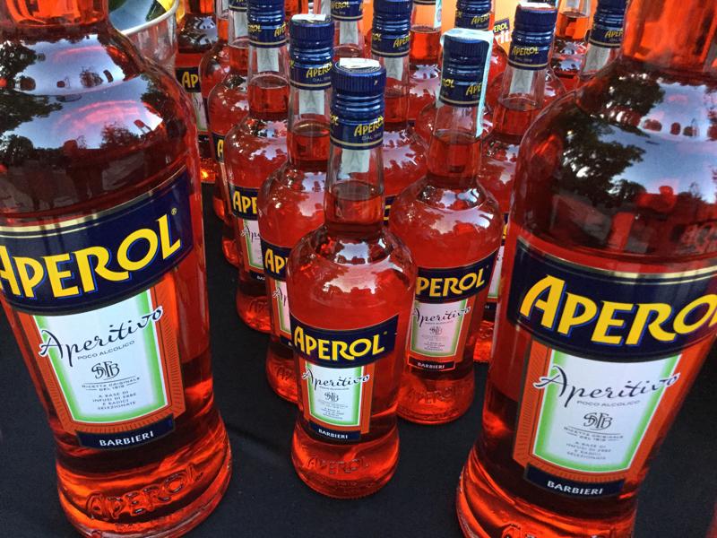 Aperol Spritz festa al Guggenheim: nuovo design per il Signature Glass
