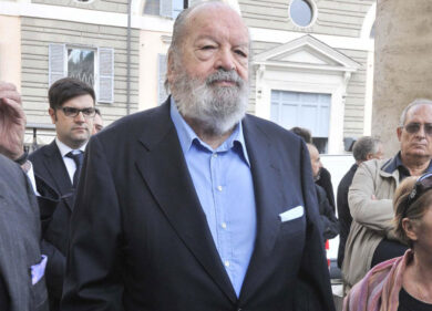 Bud Spencer, camera ardente in Campidoglio. Giovedì esequie religiose