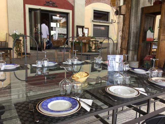 Cucina “Agrigourmet” e notti da sogno a “La Botanica”