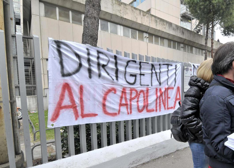 La Raggi passa l’Atac al microscopio. Debiti e servizio: la verità La Raggi passa l’Atac al microscopio. Debiti e servizio: la verità
