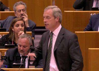 Brexit, Farage: Olanda e Danimarca le prossime a uscire