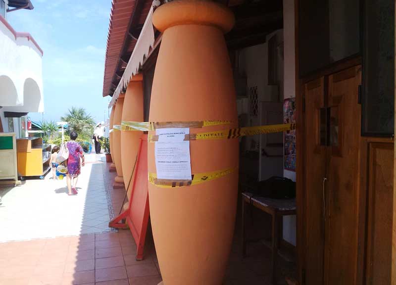 Ostia, sequestrato il Battistini. Sigilli a un pezzo di storia Ostia, sequestrato il Battistini. Sigilli a un pezzo di storia