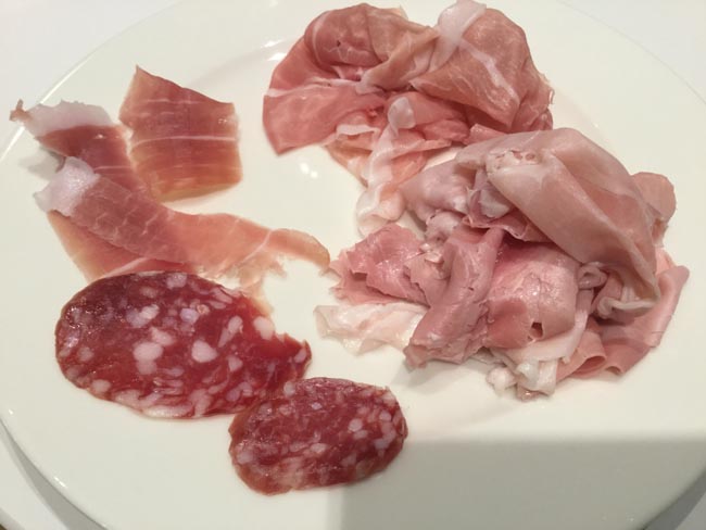 Dietro le quinte di Beretta: ecco come nasce il prosciutto di qualità