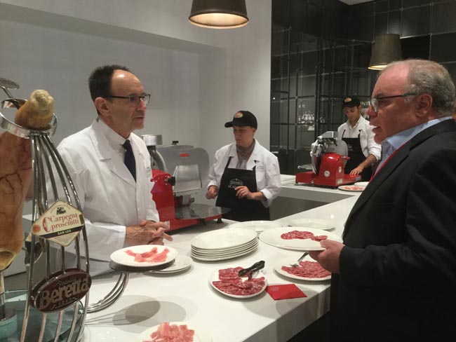 Dietro le quinte di Beretta: ecco come nasce il prosciutto di qualità
