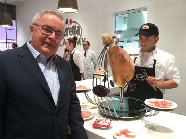Dietro le quinte di Beretta: ecco come nasce il prosciutto di qualità