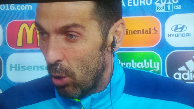 Italia-Germania, Barzagli lacrime. Poi tocca a Buffon: “Senza parole” Italia-Germania, Barzagli lacrime. Poi tocca a Buffon: “Senza parole”