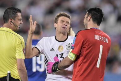 Tv: ascolti; boom Italia-Germania su Rai1, record assoluto Sky