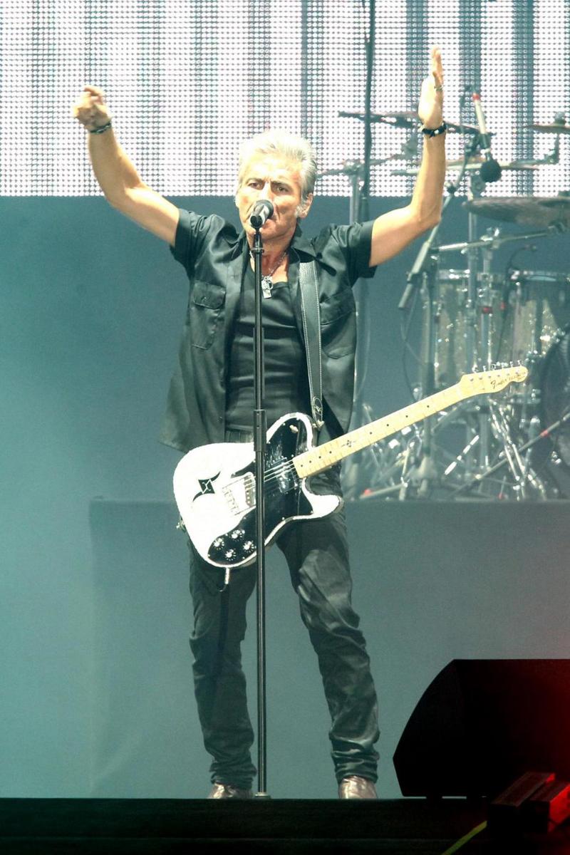 Ligabue a San Siro: “Che sensazione vedere Springsteen…” Ligabue a San Siro: “Che sensazione vedere Springsteen…”